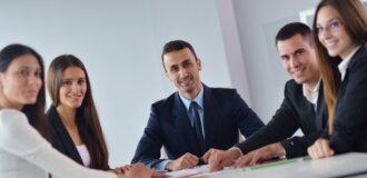 Scopri Fluida - soluzione HR in cloud per digitalizzare la gestione del personale